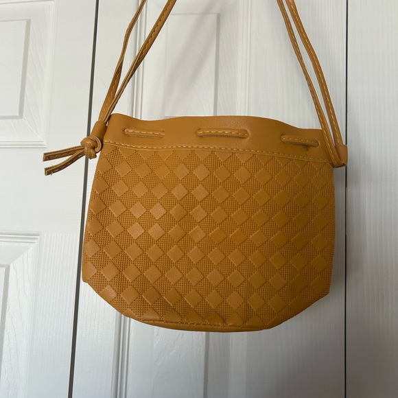 Textured Drawstring Bucket Bag - Tan - Picture 8 of 10